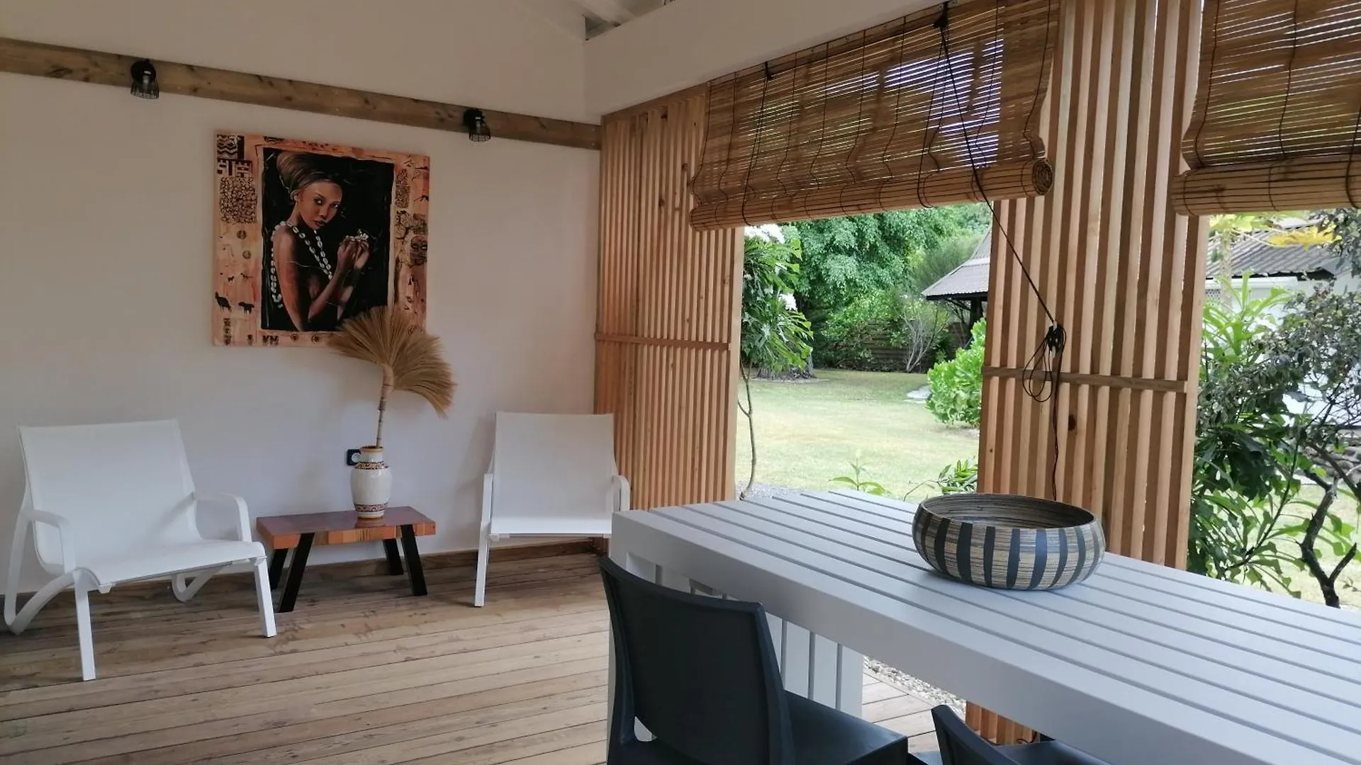 Green Villa Moorea location